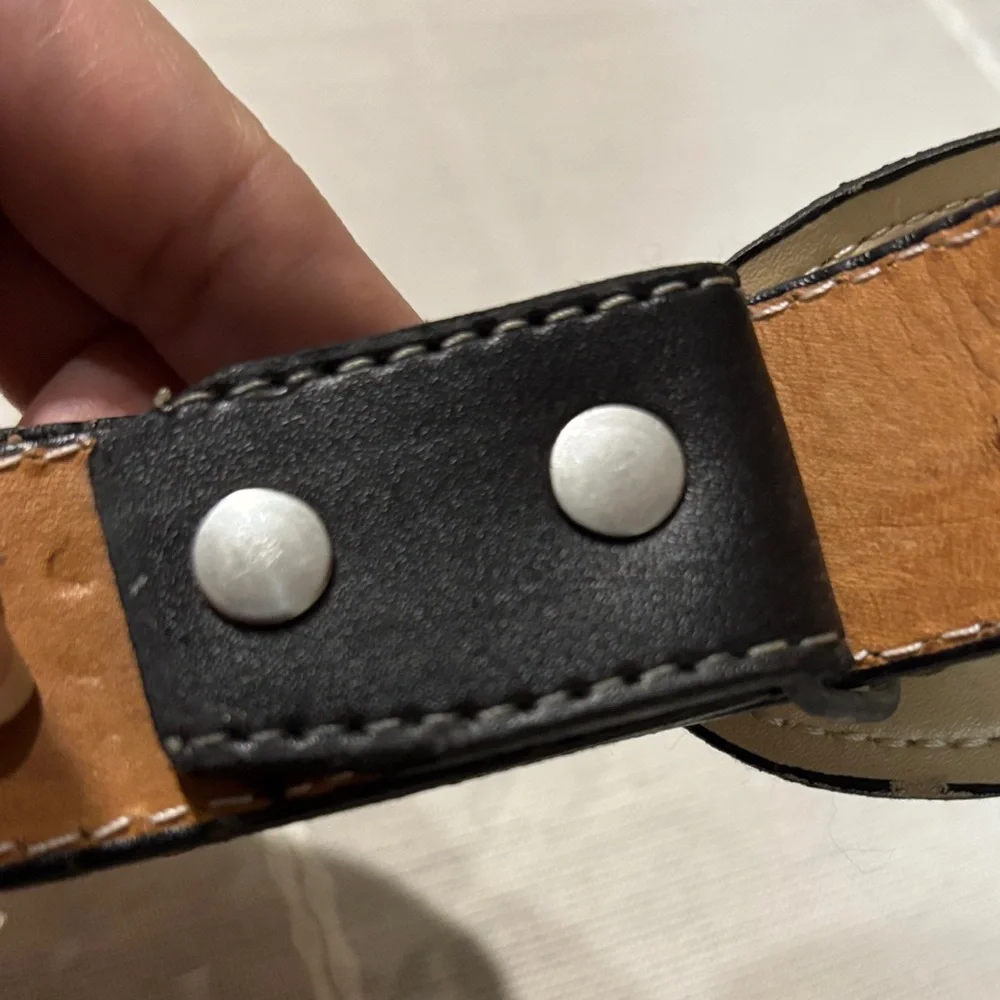 Black and Silver Horse Emblem Belt